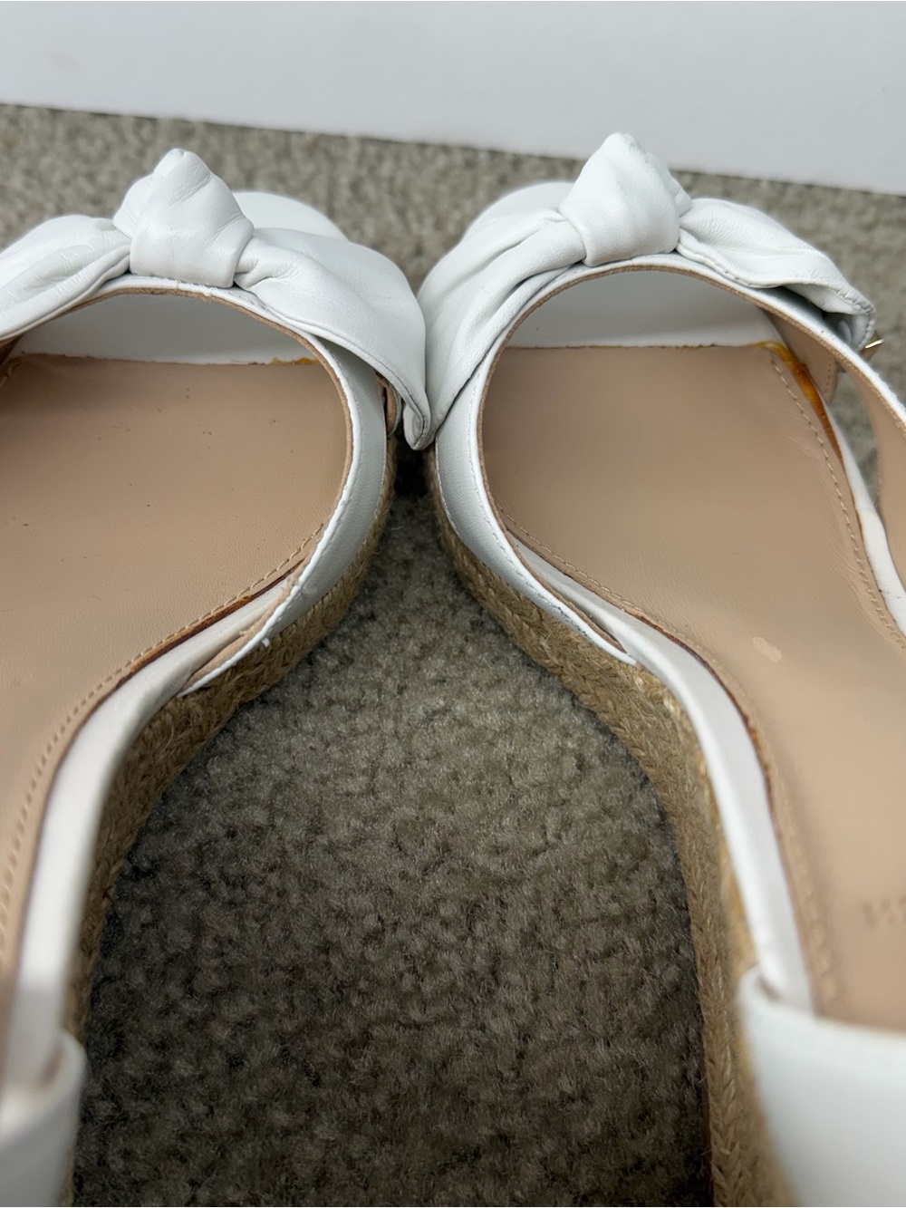 Tory Burch White Knotted Espadrille Wedge Sandals with Gold Logo - Picture 5 of 9